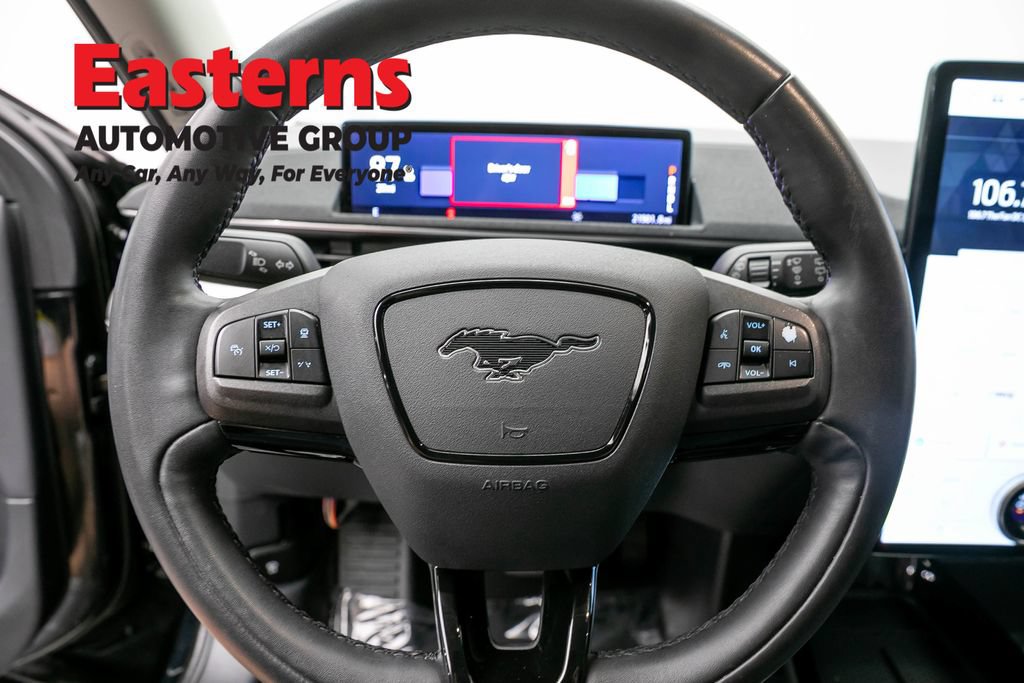 Used 2021 Ford Mustang Mach-E Select RWD image 11