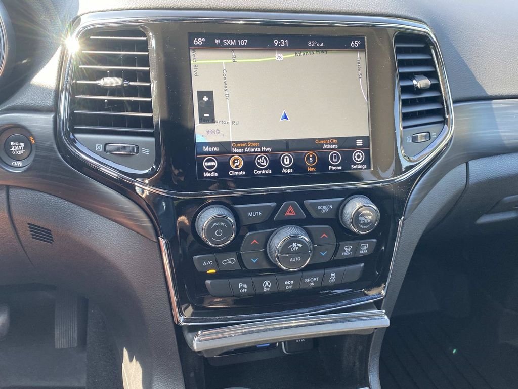 Used 2021 Jeep Grand Cherokee Laredo RWD image 24