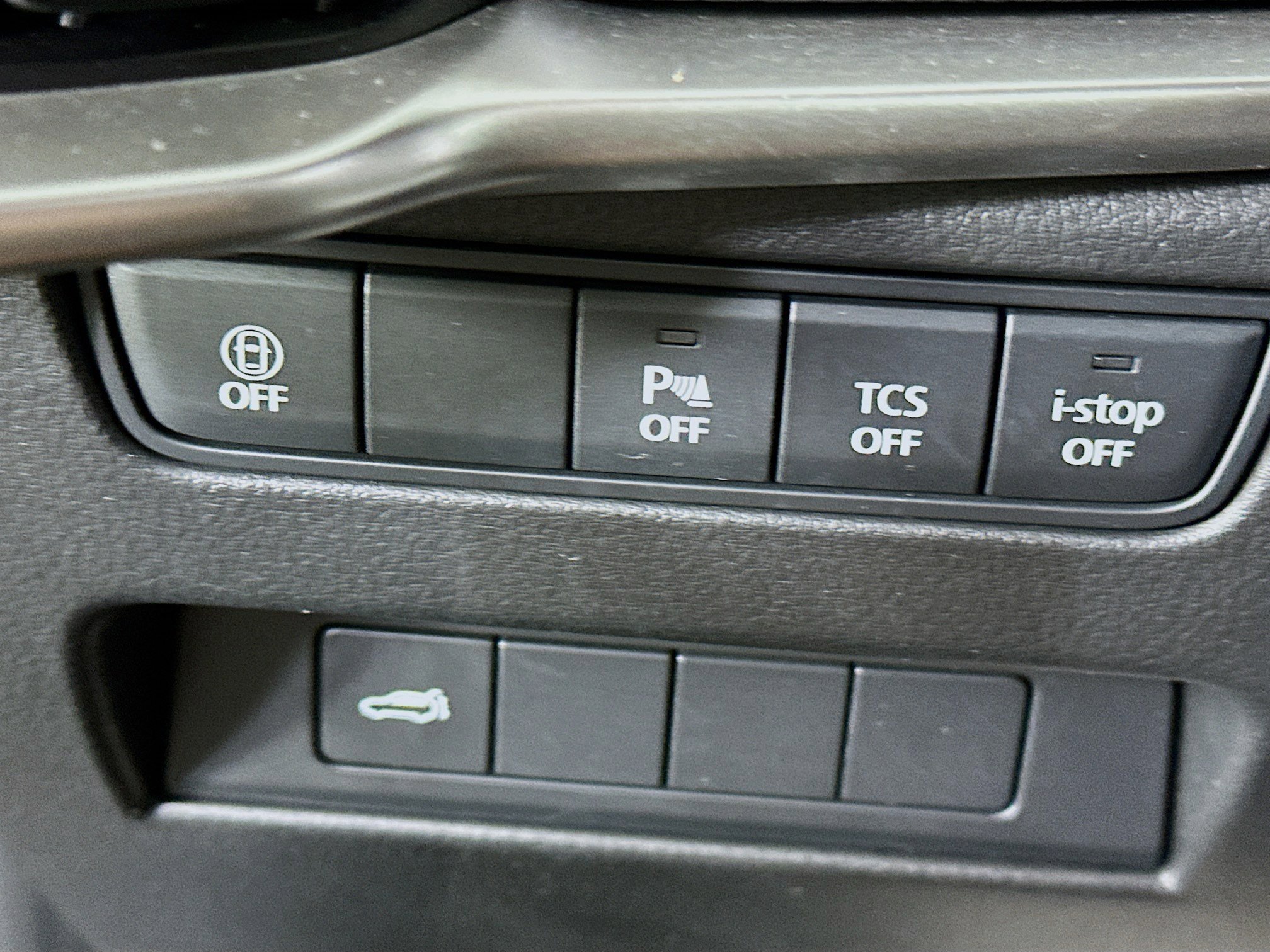 Used 2025 MAZDA CX-90 3.3 Turbo w/ Preferred Package image 17