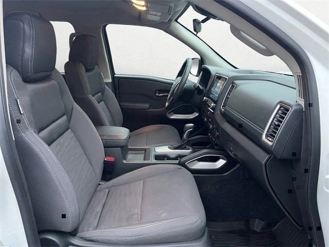 Used 2024 Nissan Frontier SV w/ SV Convenience Package image 20