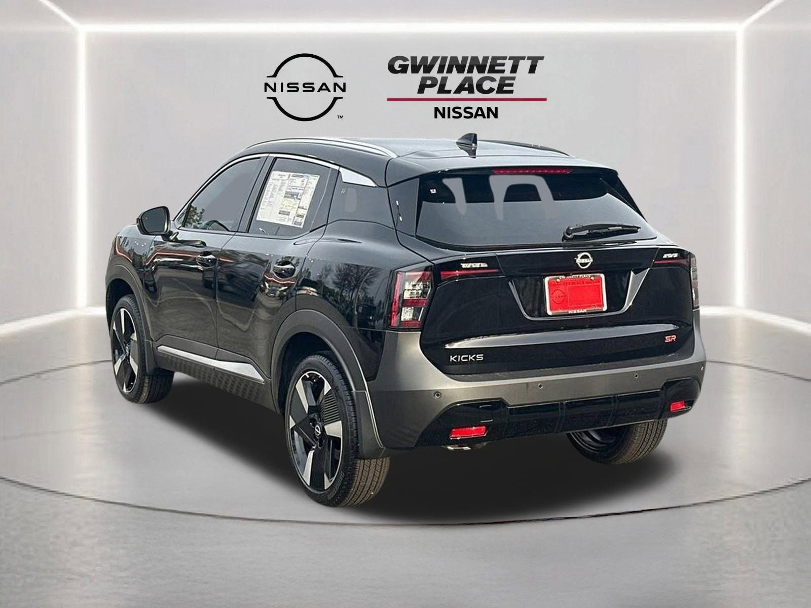 New 2026 Nissan Kicks SR image 7