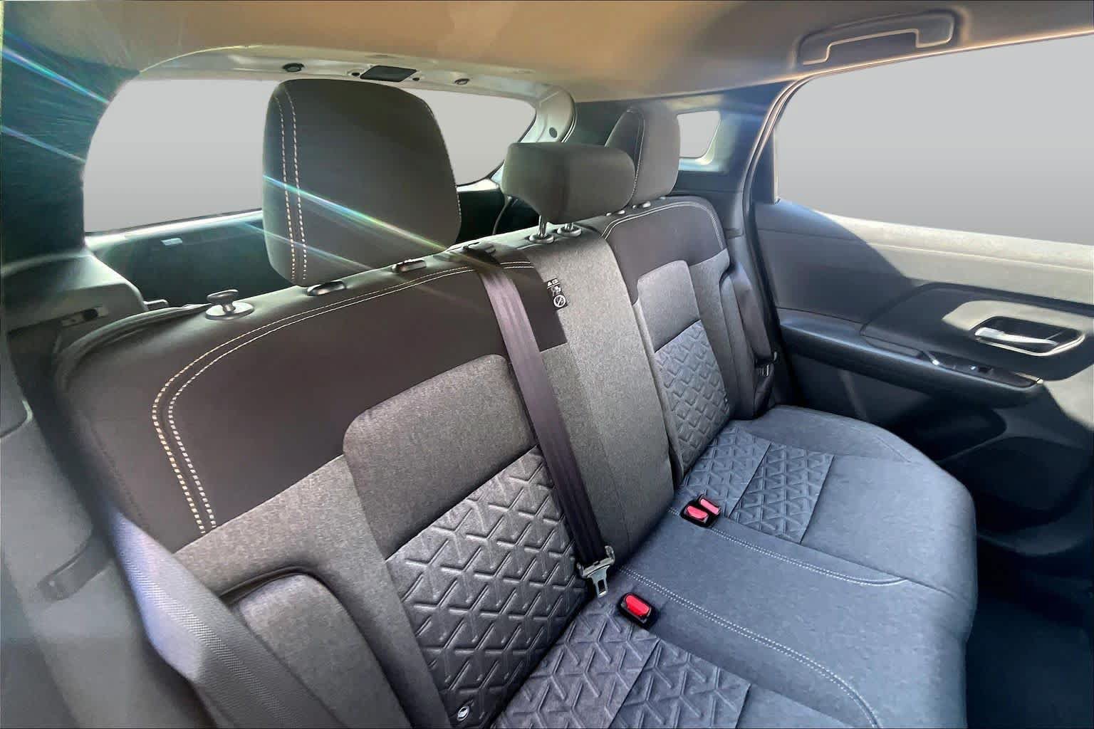 Certified 2026 Nissan Kicks SV FWD image 19