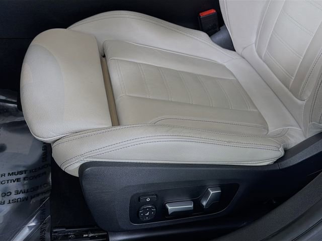 Used 2019 BMW 330i Sedan w/ Premium Package RWD image 22