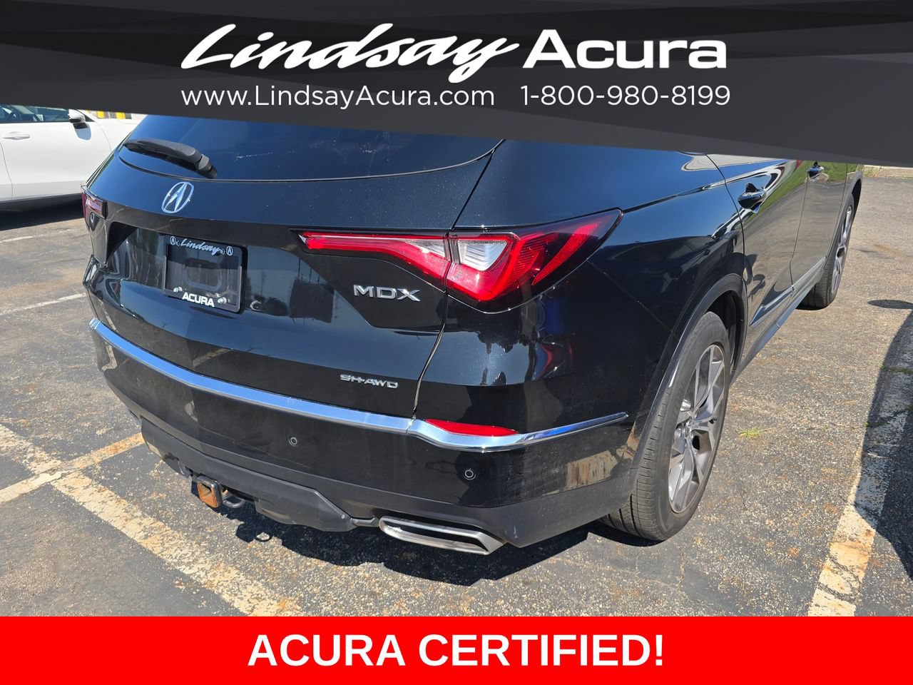 Used 2024 Acura MDX SH-AWD w/ Technology Package image 3