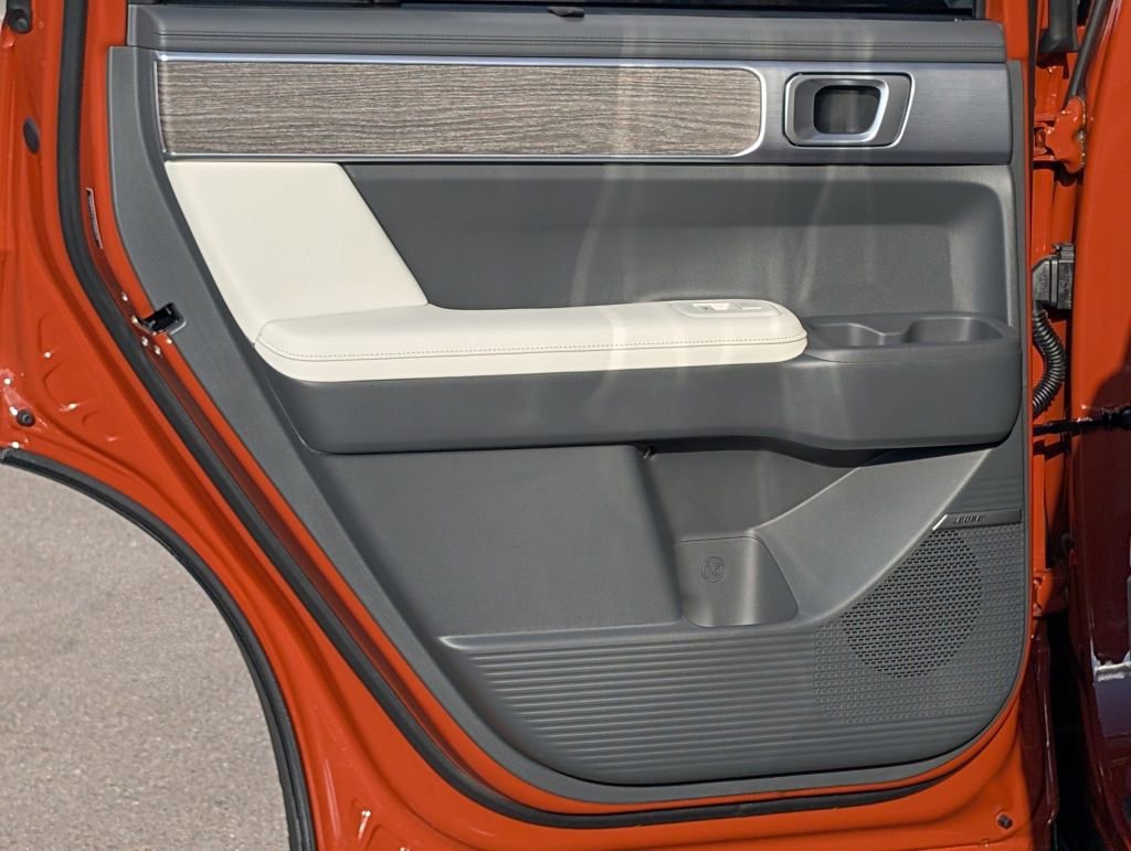 New 2025 Hyundai Santa Fe Limited image 22