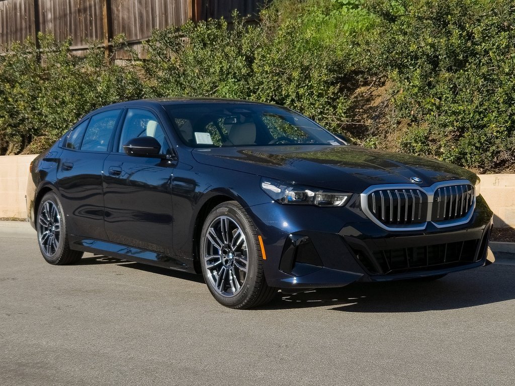 New 2026 BMW 530i w/ M Sport Package image 2