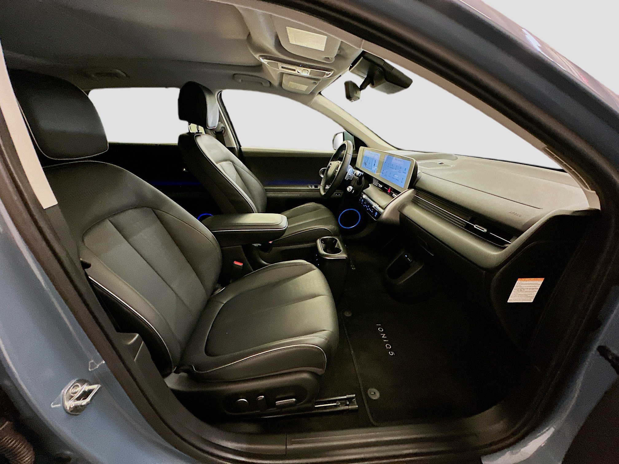 Used 2024 Hyundai Ioniq 5 Limited AWD/4WD image 34