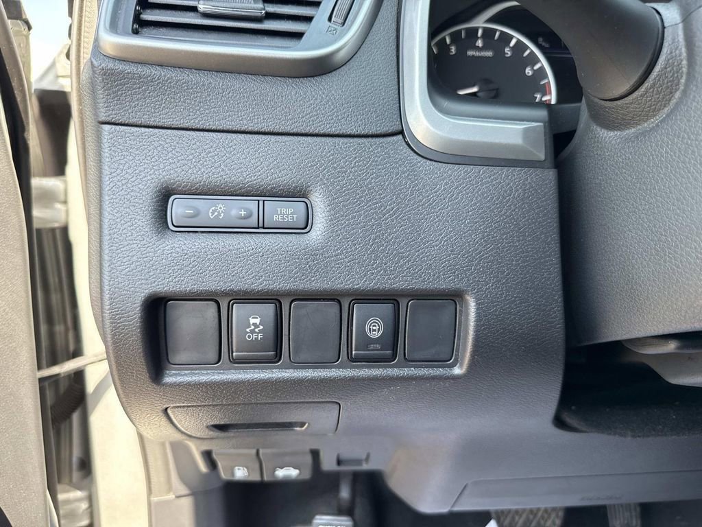 Used 2024 Nissan Murano SV image 15