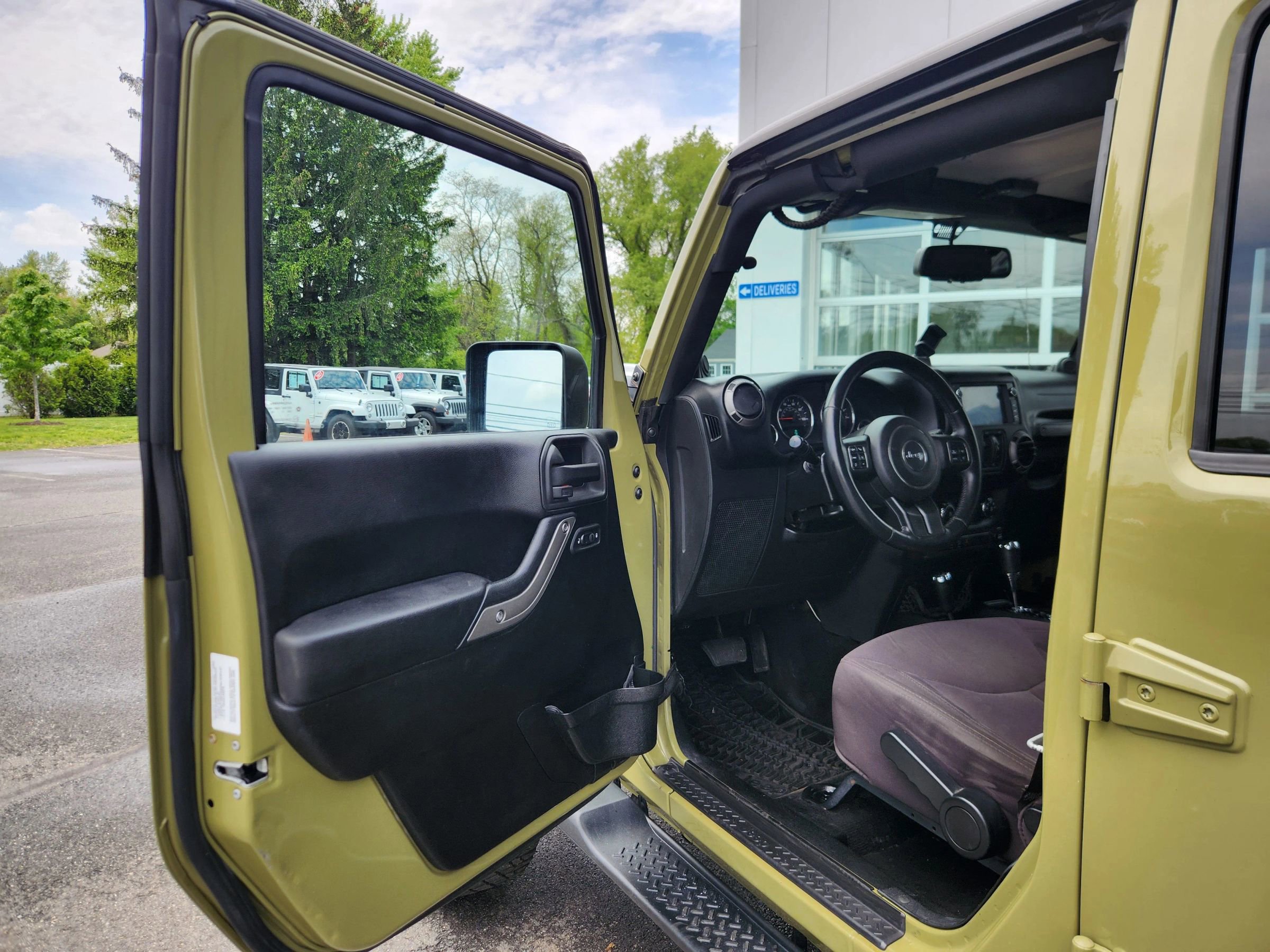 Used 2013 Jeep Wrangler Unlimited Sport AWD/4WD image 25