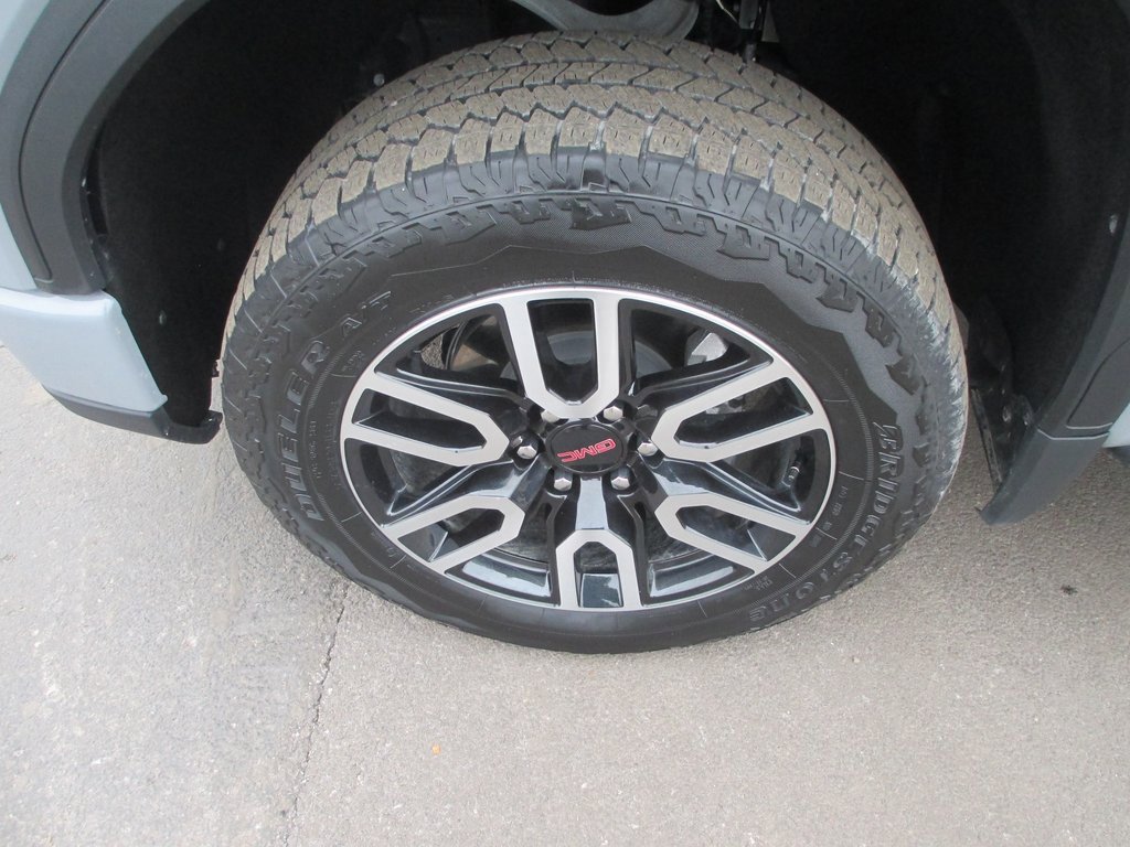 Certified 2024 GMC Sierra 1500 AT4 w/ Technology Package image 13