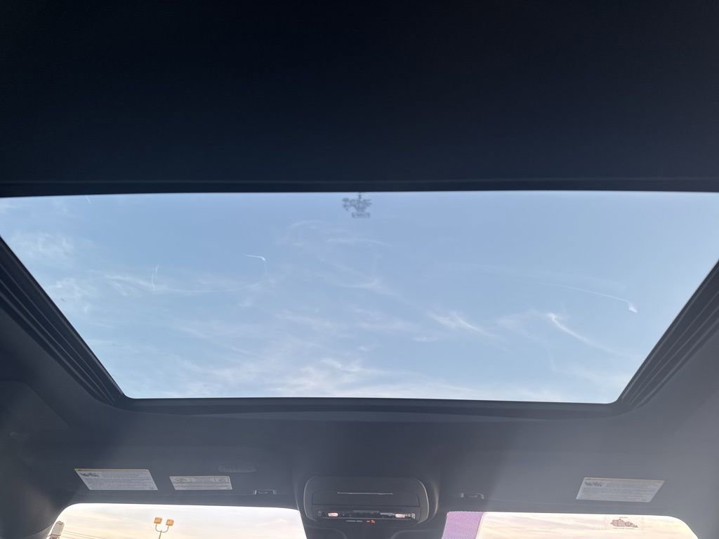 New 2025 Lincoln Navigator L Reserve w/ Jet Appearance Package image 23