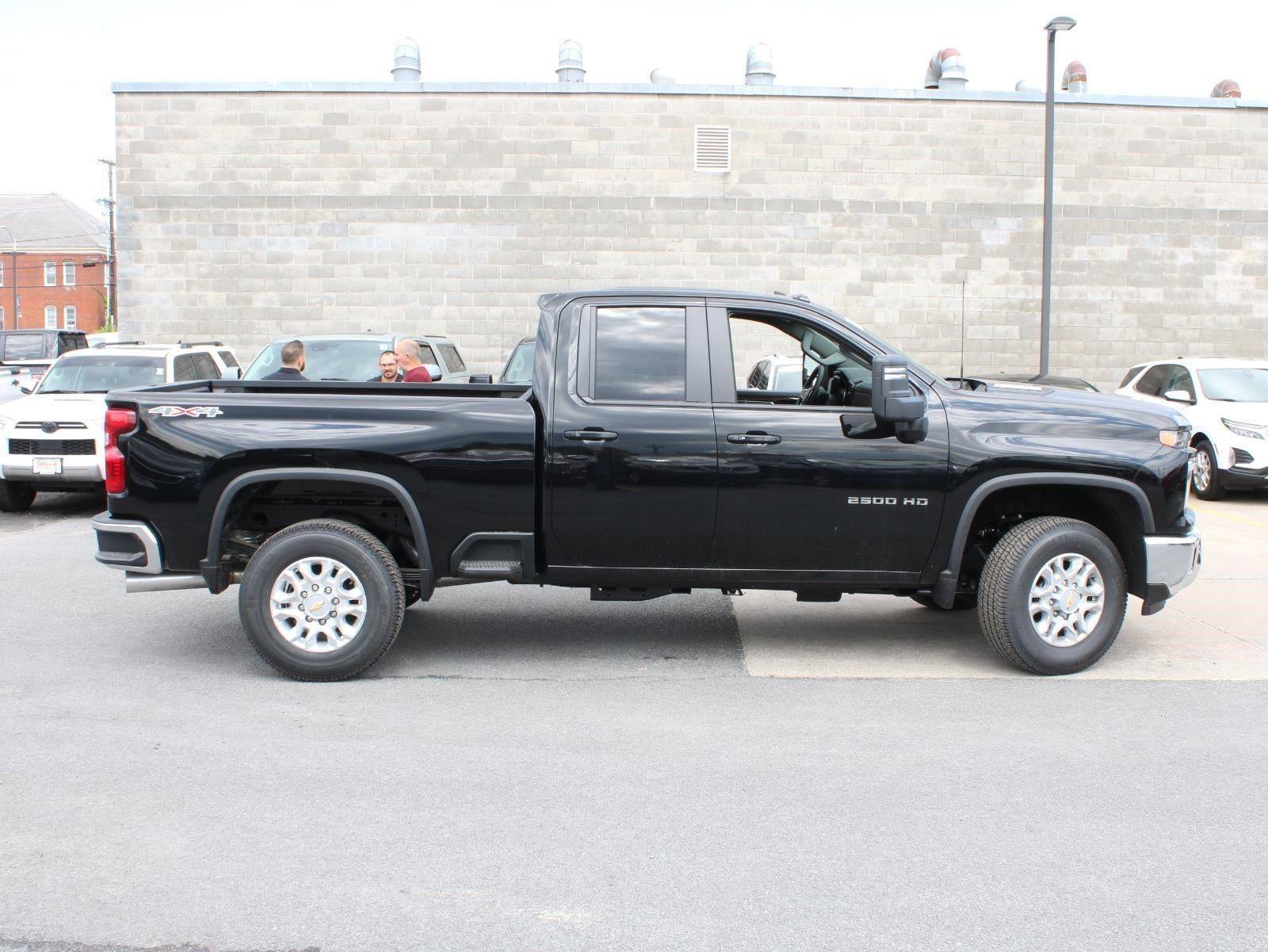 New 2025 Chevrolet Silverado 2500 LT w/ Convenience Package image 37