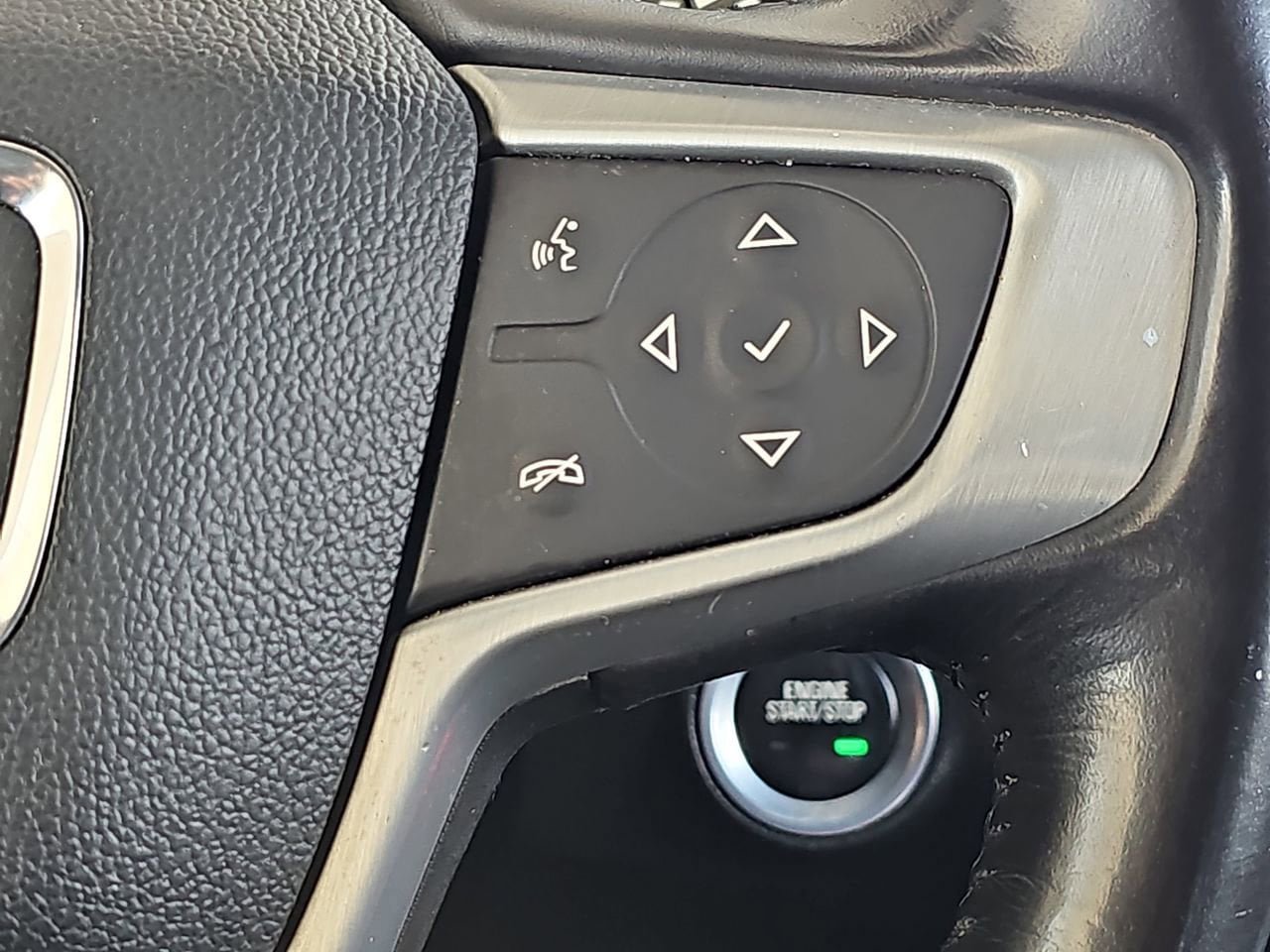 Used 2019 GMC Terrain SLE image 23