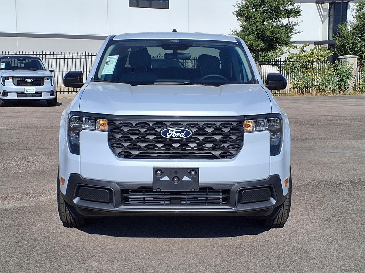New 2026 Ford Maverick XLT w/ XLT Luxury Package FWD image 2