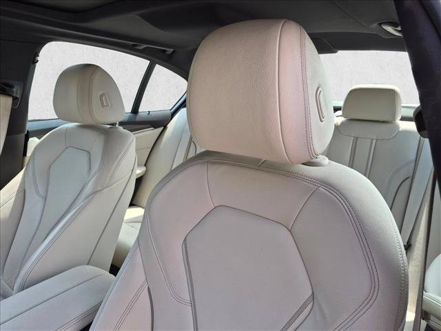 Used 2023 BMW 540i xDrive w/ M Sport Package AWD/4WD image 16