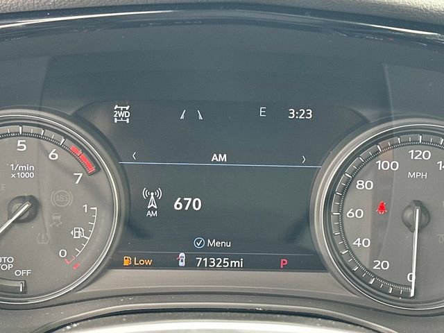 Used 2022 Cadillac XT5 Premium Luxury w/ Technology Package image 11