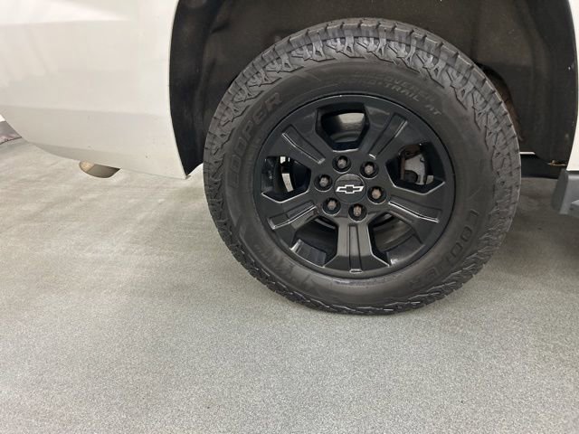 Used 2017 Chevrolet Tahoe LT w/ Luxury Package AWD/4WD image 31