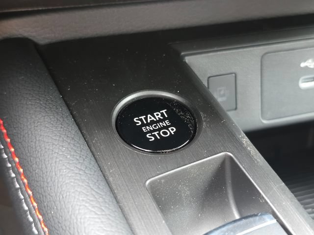 New 2026 Nissan Kicks SR AWD/4WD image 26