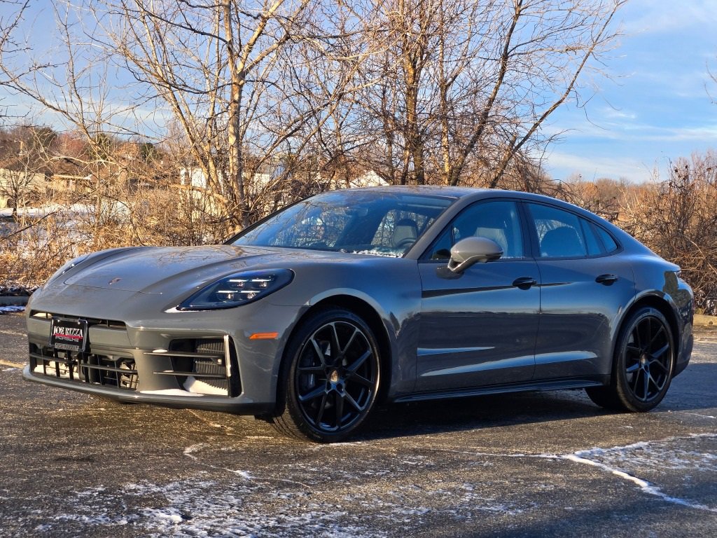 Used 2025 Porsche Panamera 4 image 11