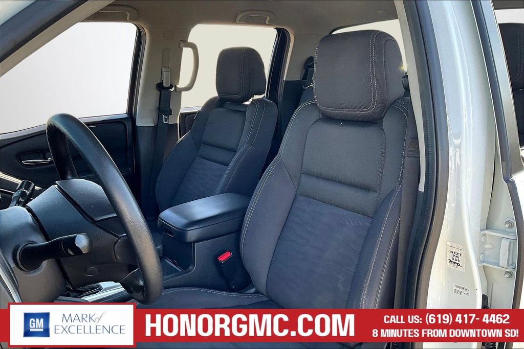 Used 2022 Nissan Frontier SV RWD image 21