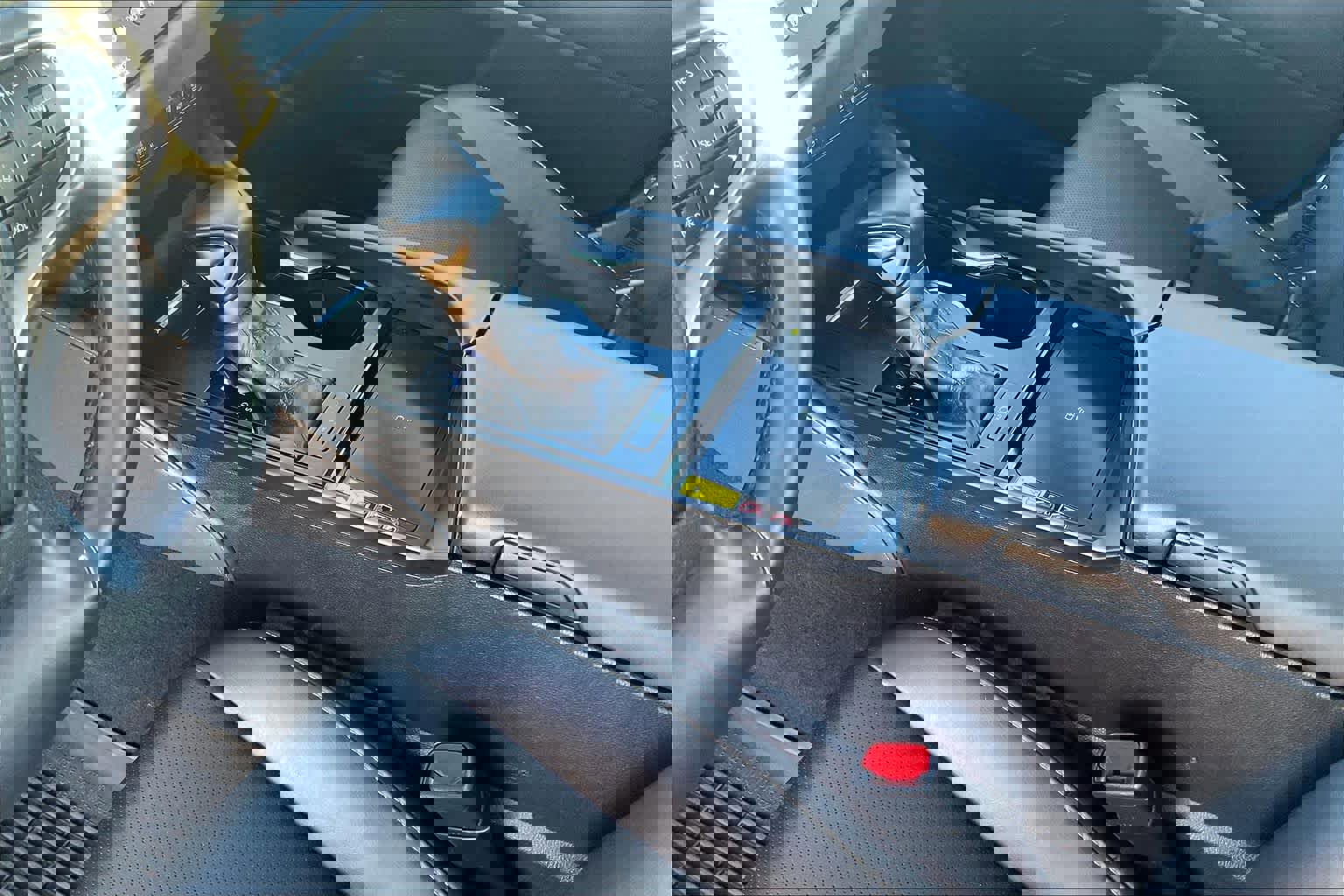 Used 2025 Lexus ES 350 w/ Premium Package image 15