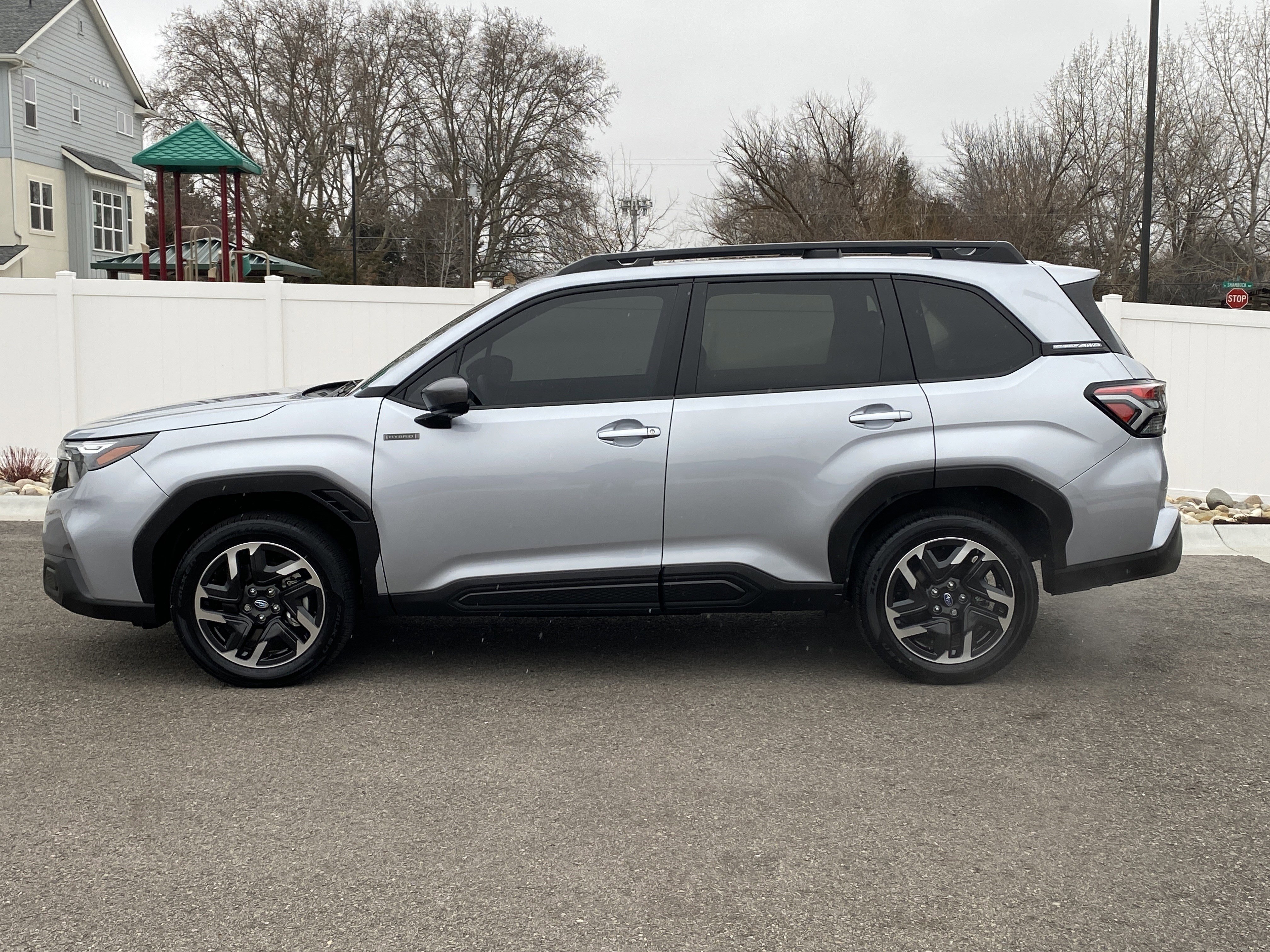 Used 2025 Subaru Forester Premium image 3