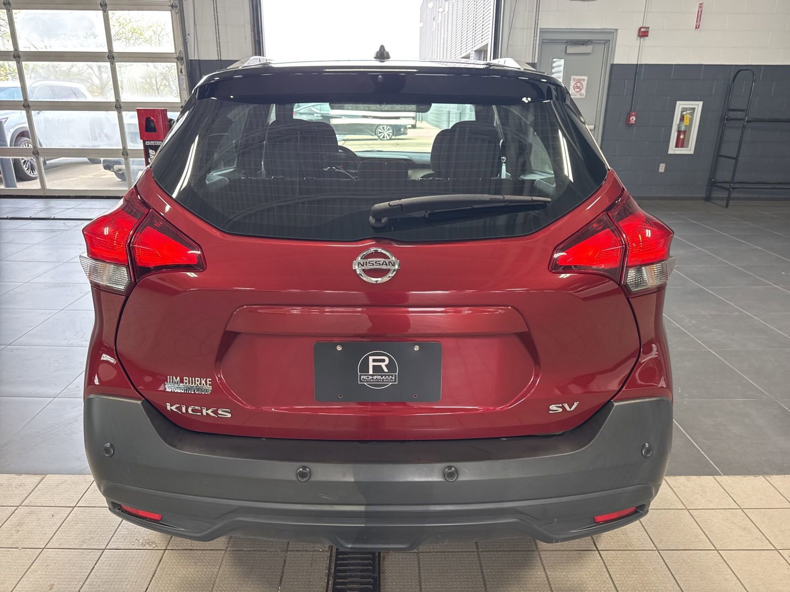 Certified 2020 Nissan Kicks SV FWD image 28