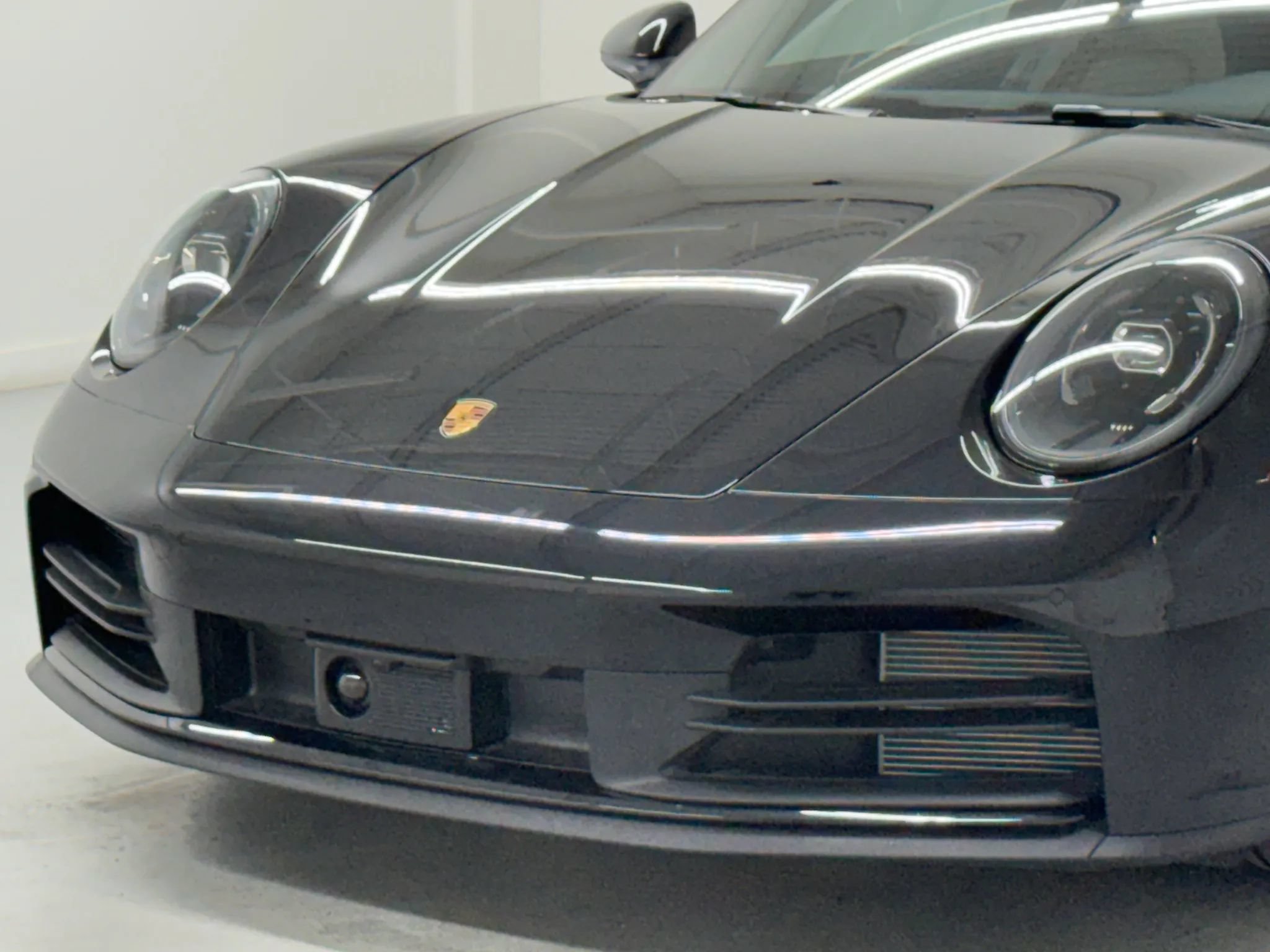 Used 2025 Porsche 911 Carrera RWD image 88