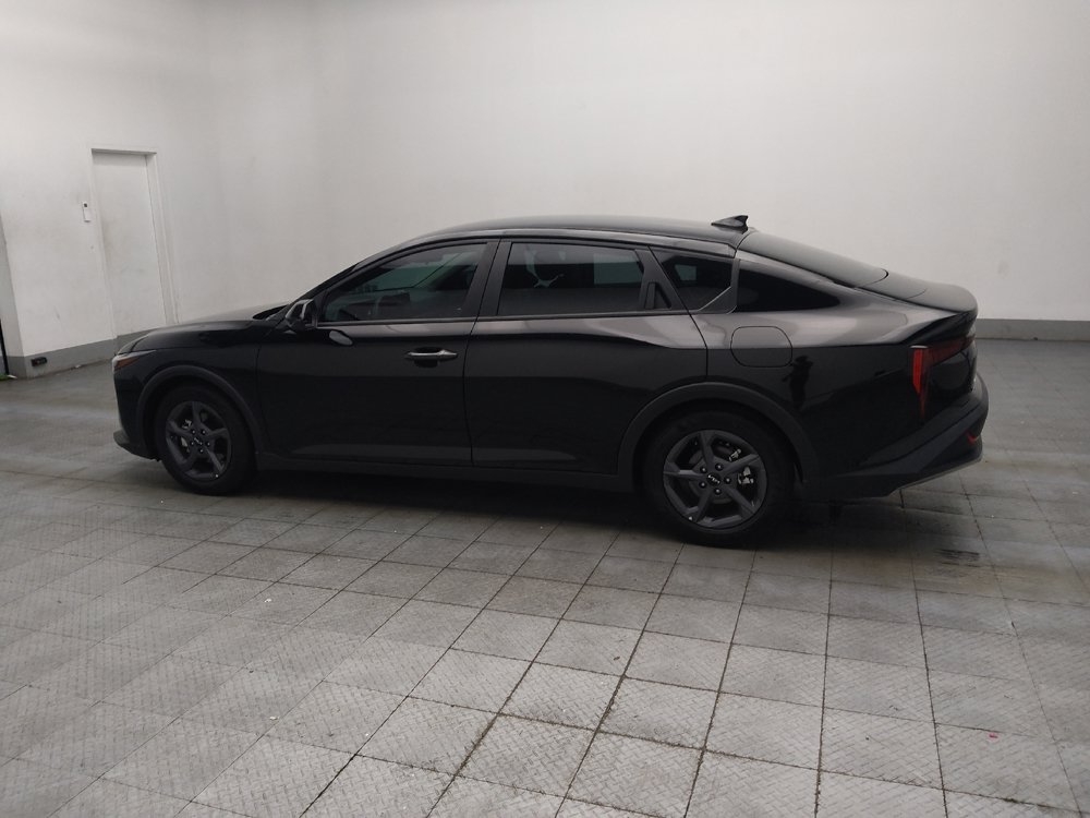 Used 2025 Kia K4 FWD image 3