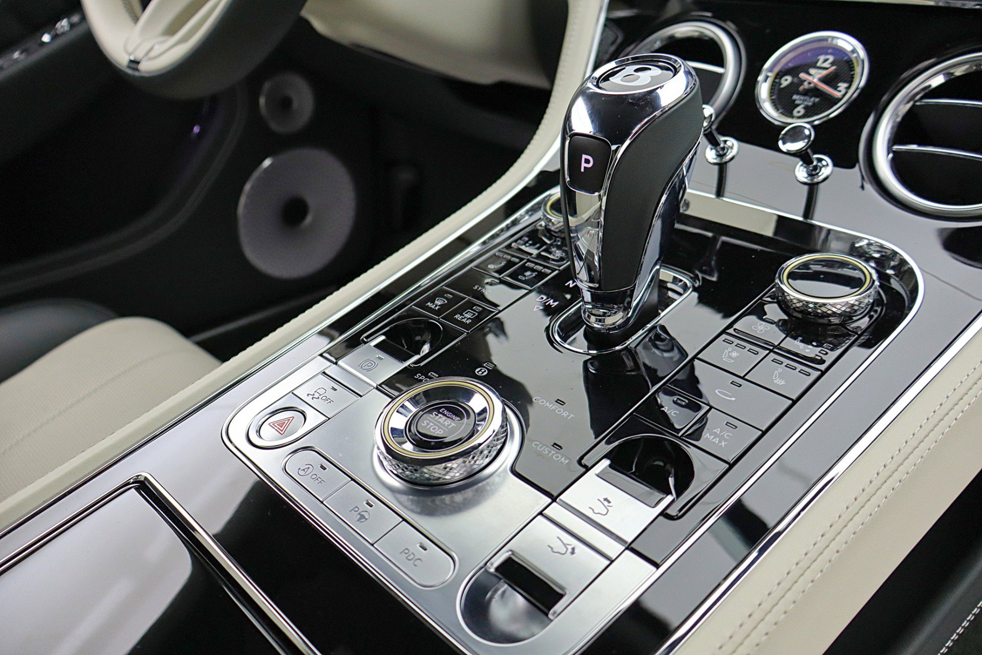 Used 2024 Bentley Continental GT image 39