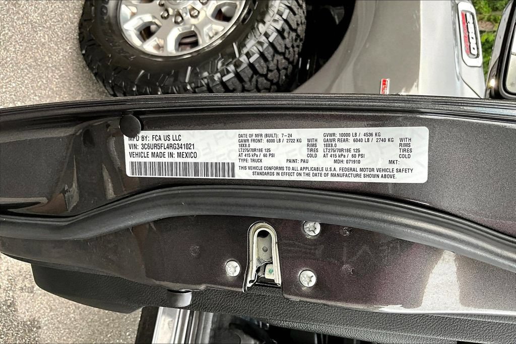 Used 2024 RAM 2500 Laramie AWD/4WD image 22