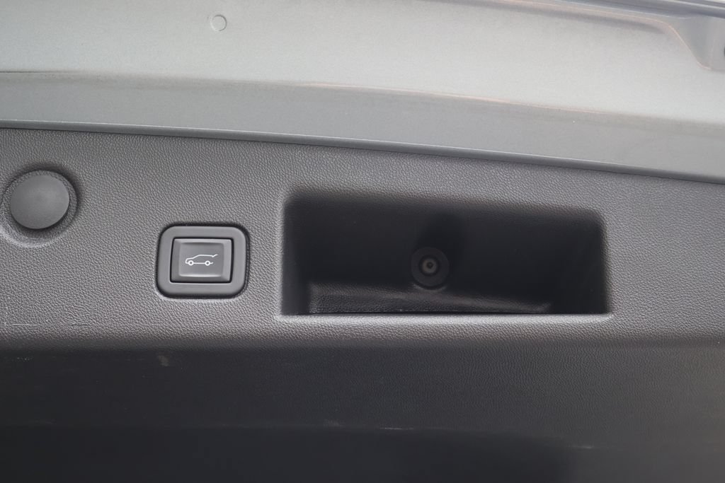 Used 2024 Chevrolet Equinox RS FWD image 50