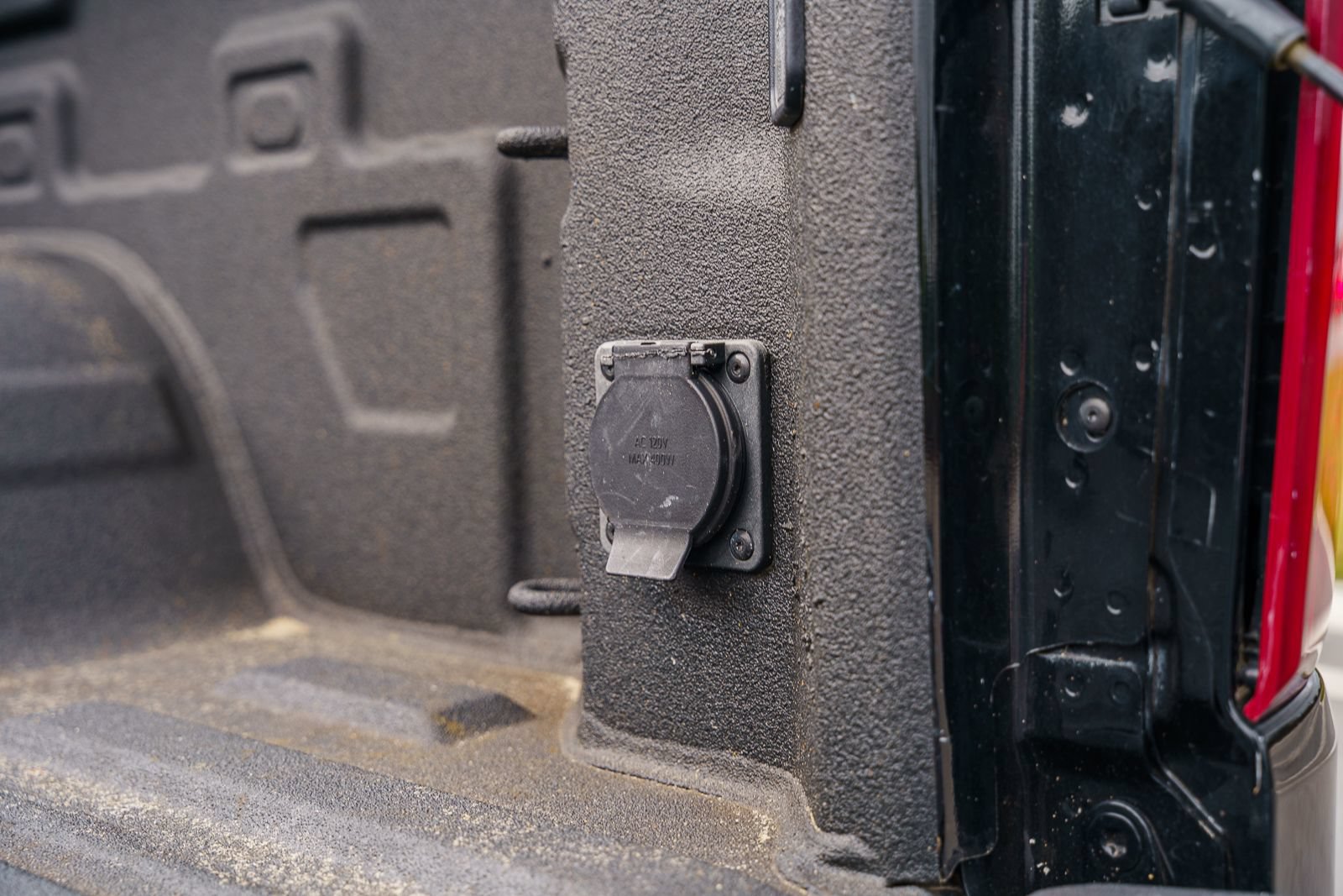 Used 2023 Chevrolet Silverado 1500 LT AWD/4WD image 19