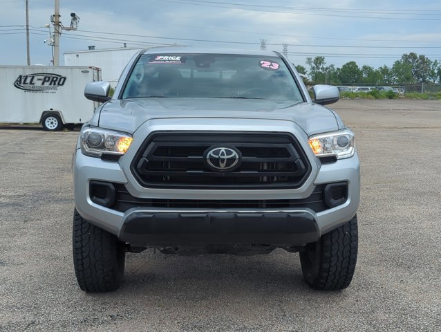 Used 2023 Toyota Tacoma SR AWD/4WD image 2