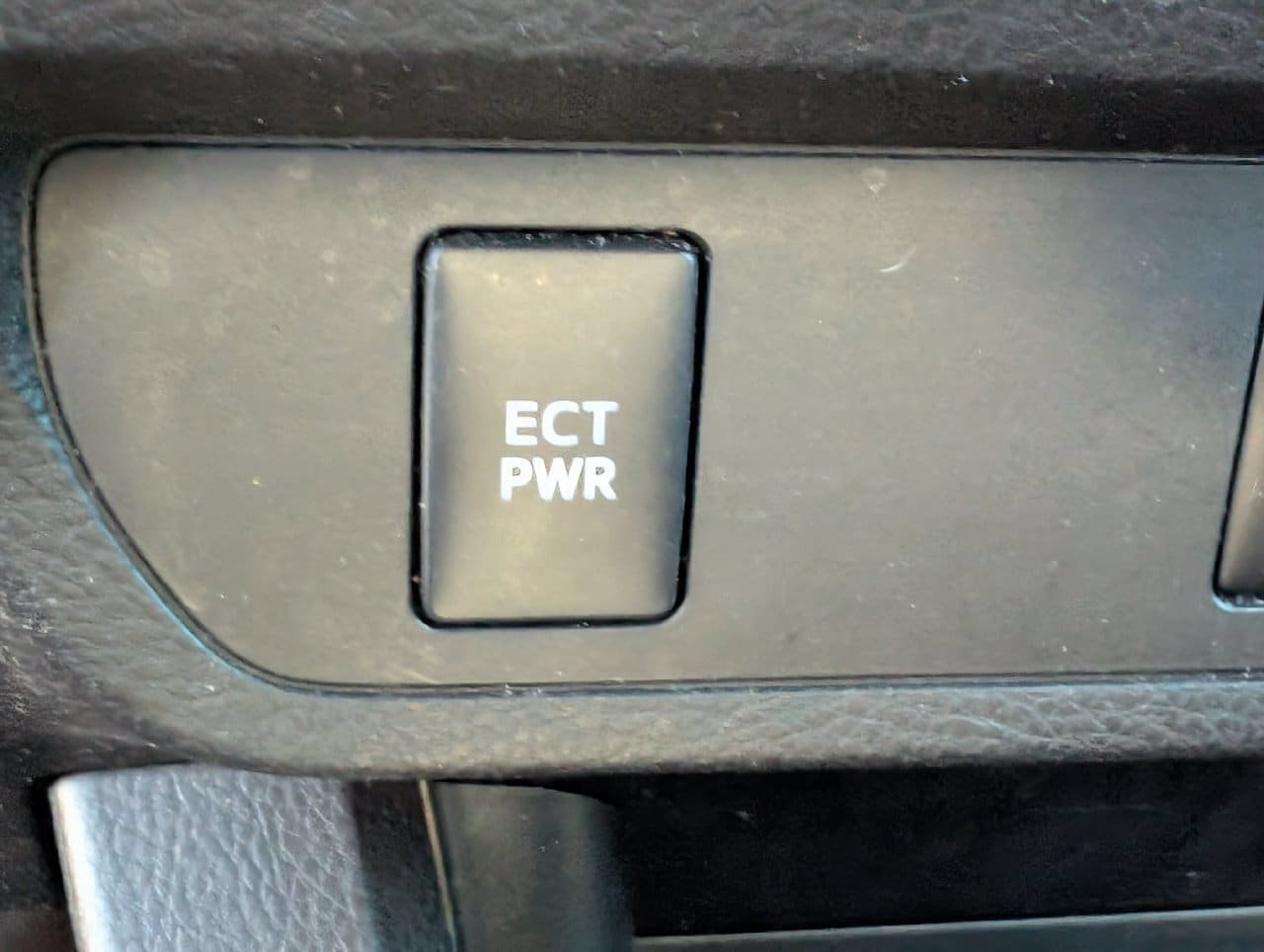 Used 2016 Toyota Tacoma TRD Off-Road w/ Towing Package RWD image 20