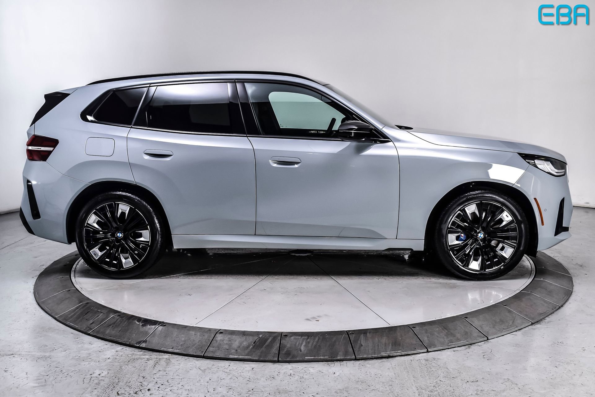 Used 2025 BMW X3 M50 w/ Premium Package AWD/4WD image 5