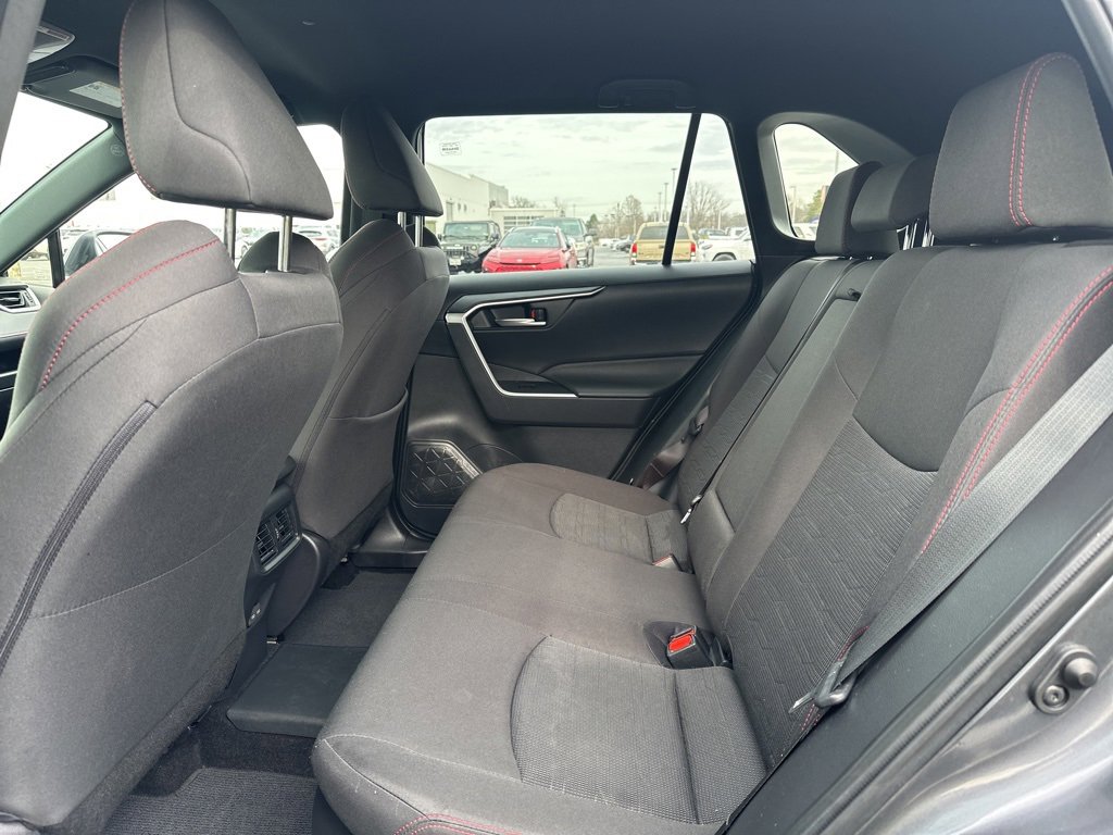 Certified 2025 Toyota RAV4 SE image 32