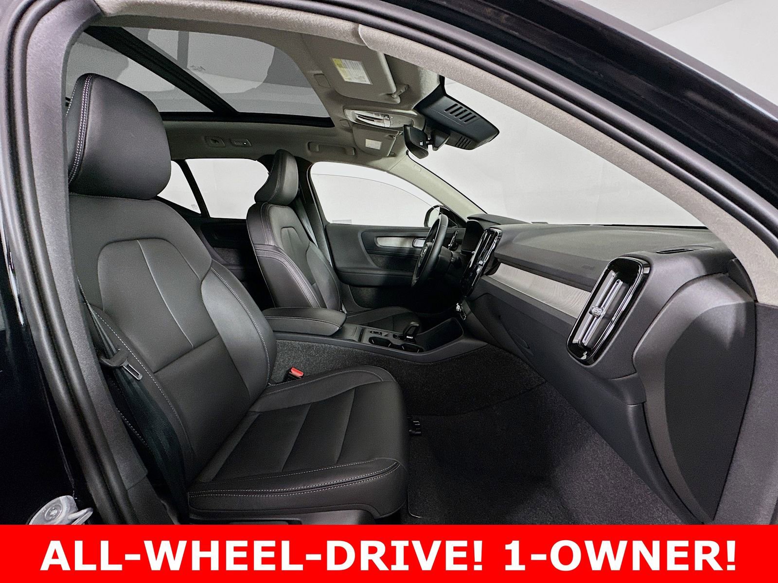 Used 2025 Volvo XC40 B5 Core AWD/4WD image 27