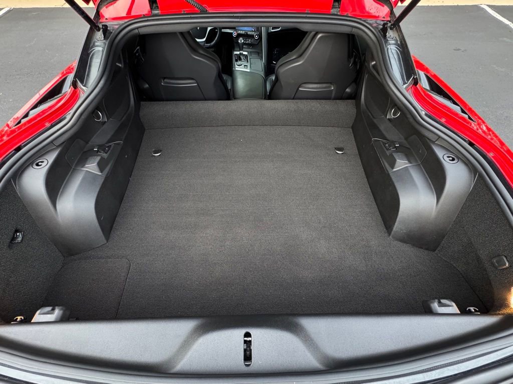 Used 2019 Chevrolet Corvette Stingray Coupe w/ 1LT RWD image 17