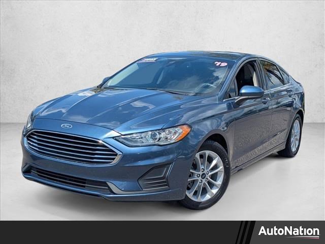 Used 2019 Ford Fusion SE image 1
