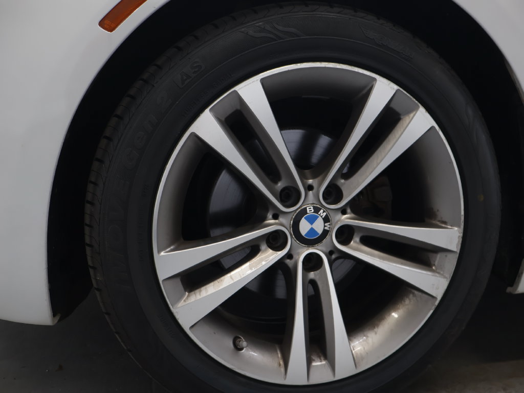 Used 2017 BMW 330i Gran Turismo xDrive AWD/4WD image 33