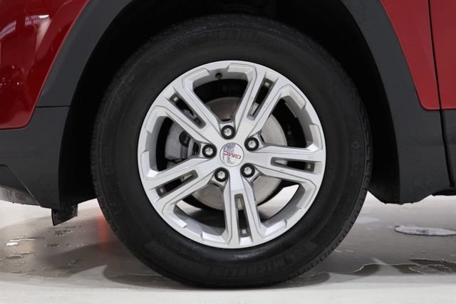 Used 2023 GMC Terrain SLE w/ Driver Convenience Package FWD image 9