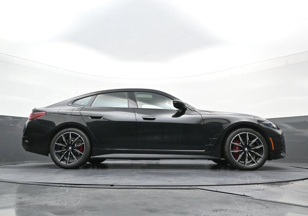 New 2026 BMW 430i xDrive w/ M Sport Package image 29