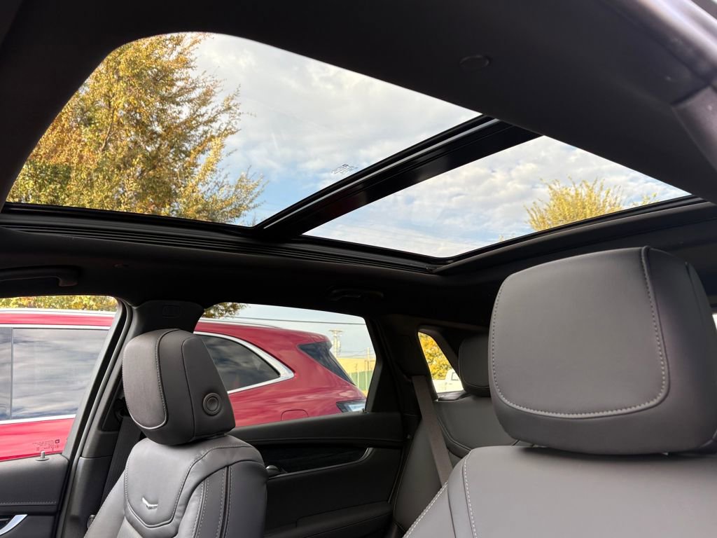 New 2026 Cadillac XT5 Premium Luxury image 15