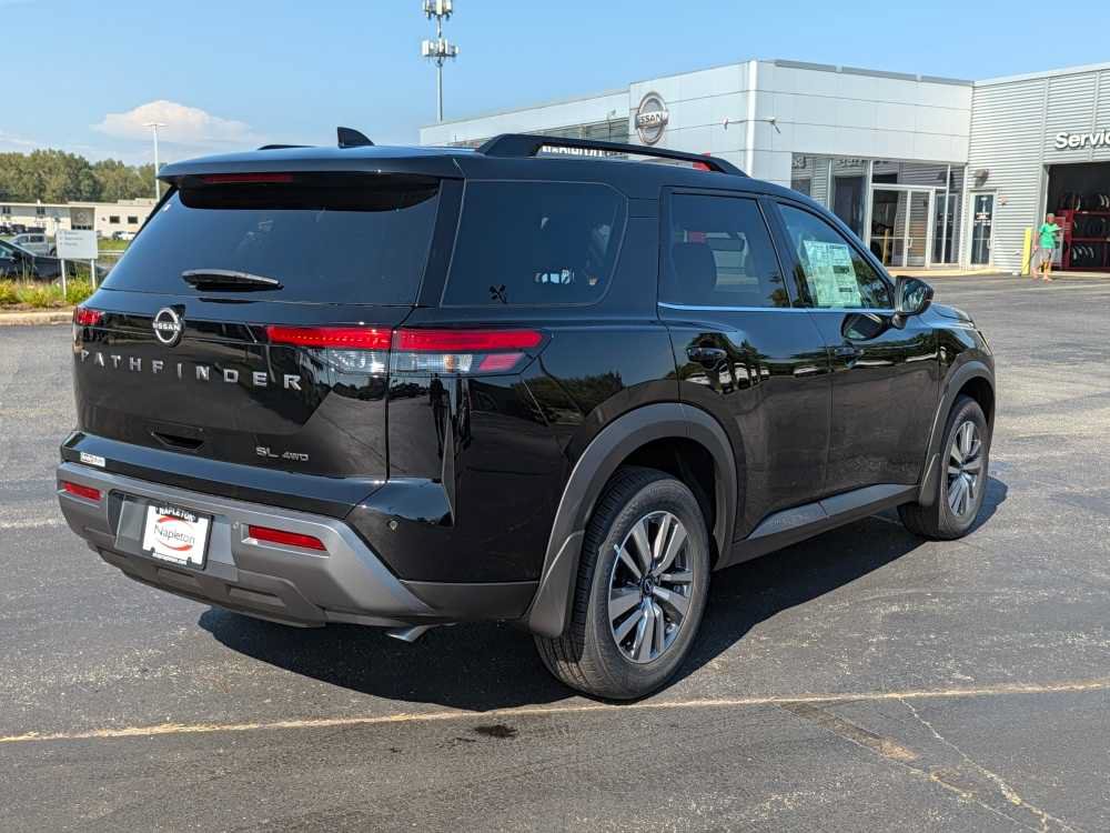 New 2026 Nissan Pathfinder SL AWD/4WD image 5