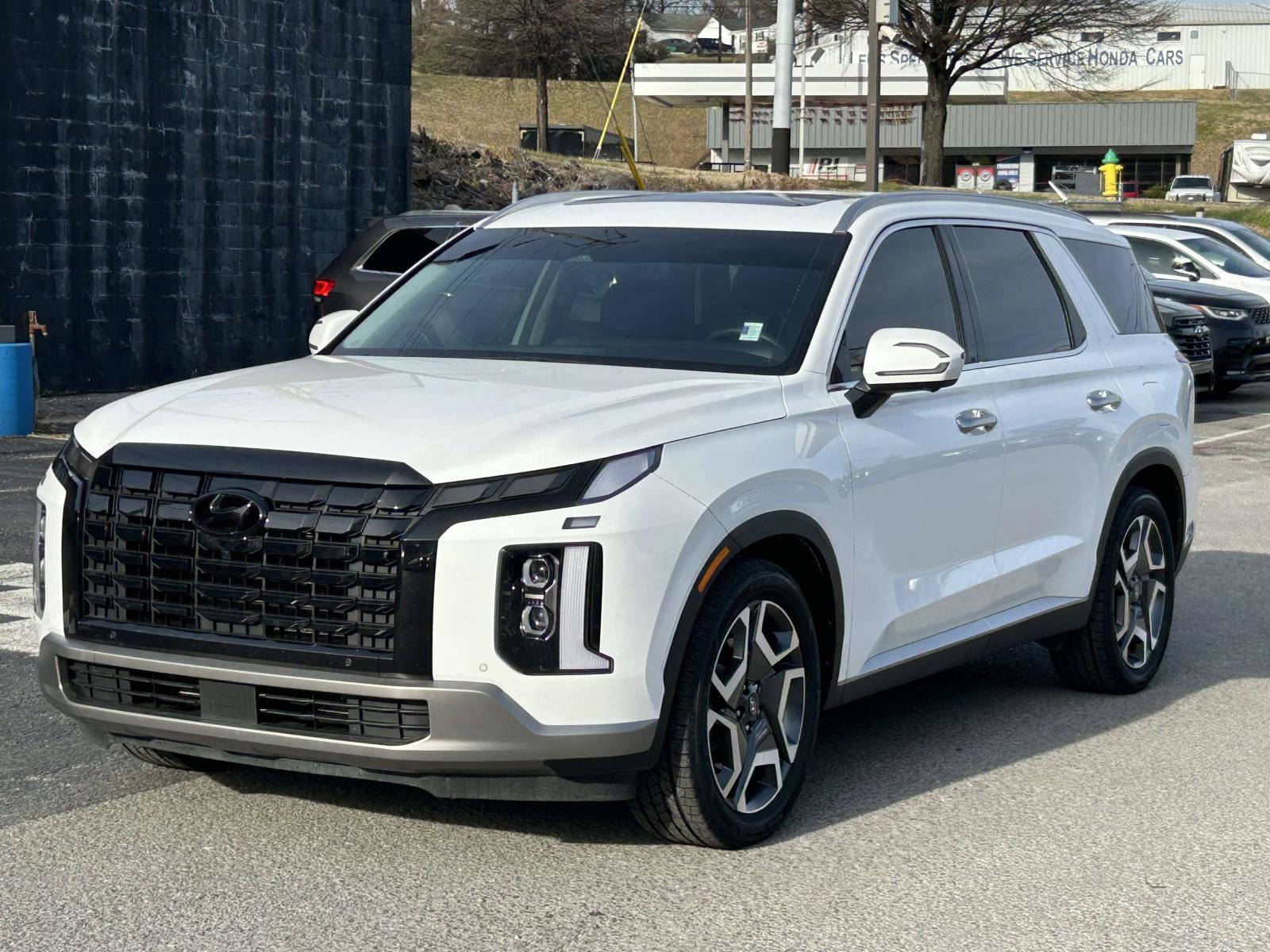 Used 2023 Hyundai Palisade SEL image 7