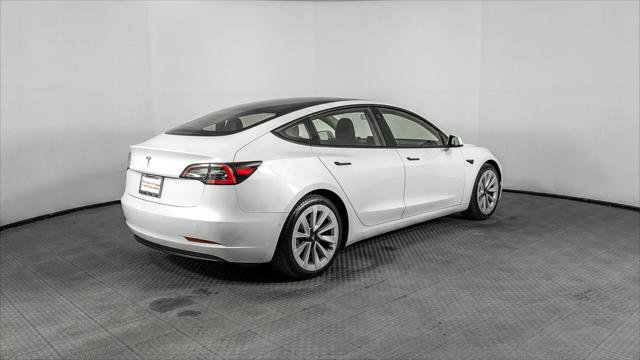 Used 2021 Tesla Model 3 Standard Range Plus image 7