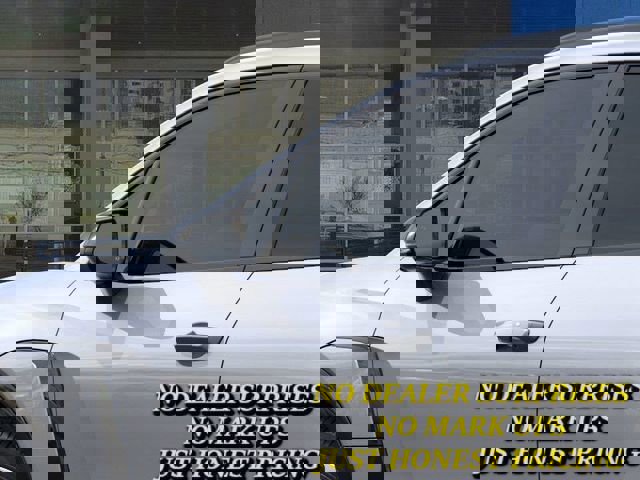 New 2025 Chevrolet Blazer EV RS image 12