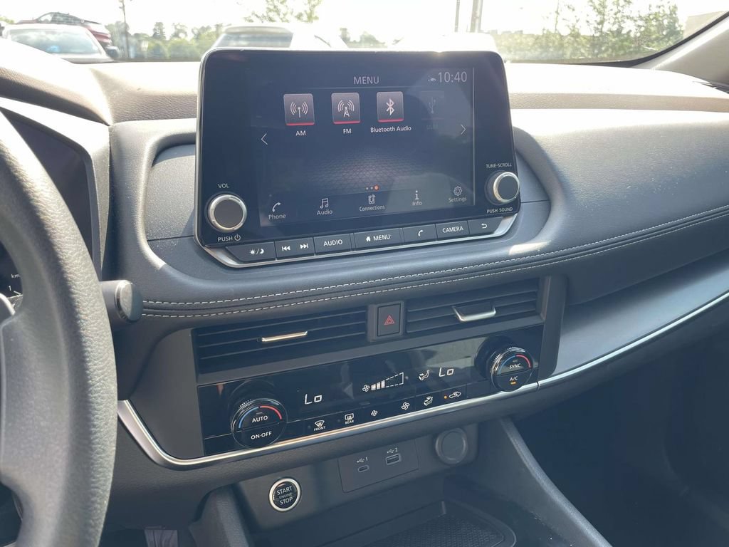 Used 2023 Nissan Rogue SV FWD image 23