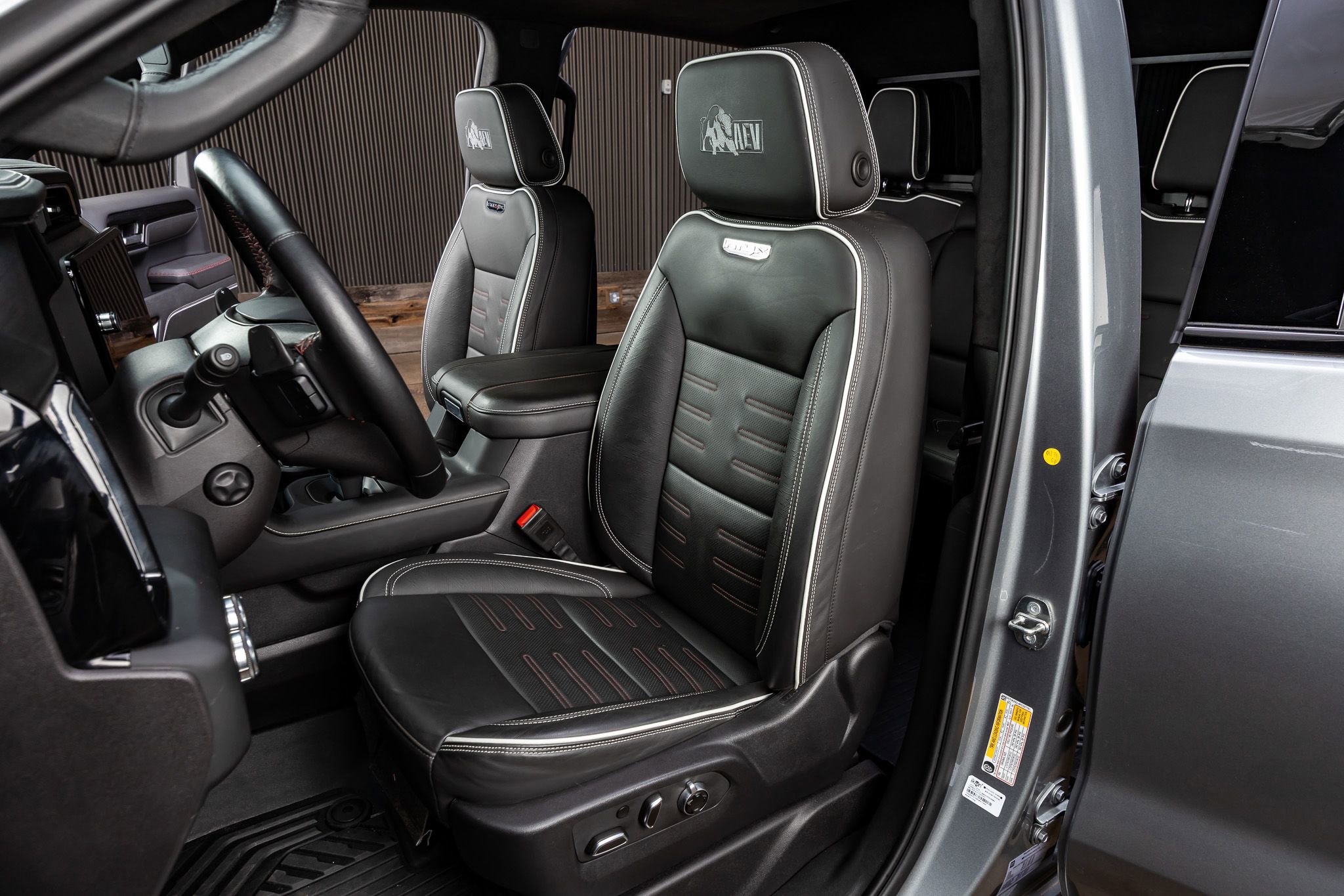 Used 2024 GMC Sierra 1500 AT4X w/ AT4X AEV Edition image 28